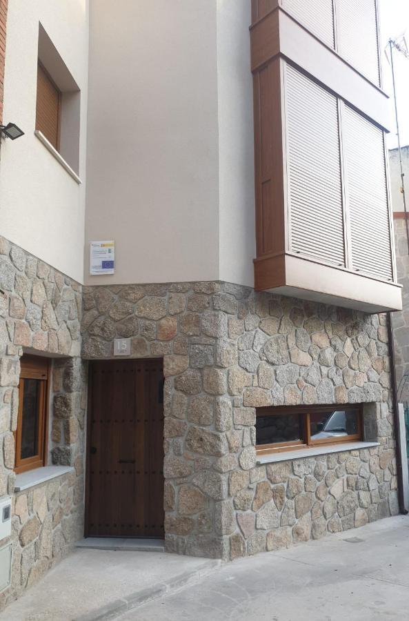 El Cobijo De Gredos Villa Navaluenga Eksteriør bilde